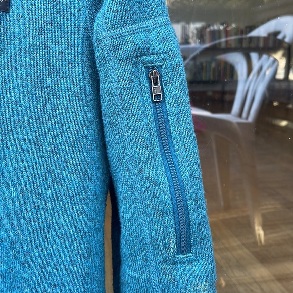 Patagonia women’s quarter-zip fleece pullover sweater - Picture 3 of 4